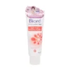 Skin Caring Facial Foam Biore 50g - Kháng khuẩn, sạch mụn